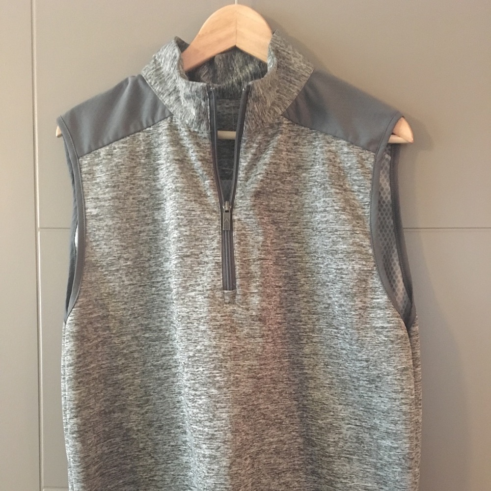 Antigua golf vest